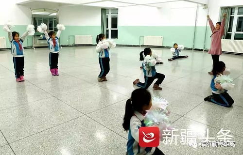 中小學校2025年秋季全面推行課后托管服務，規范校外托管市場