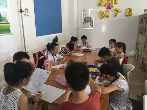 北京多區暑期托管落地 西城、順義、昌平、懷柔各有亮點，校外托管納入整體安排