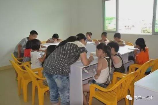 中小學生校外托管服務監管政策的十年演變